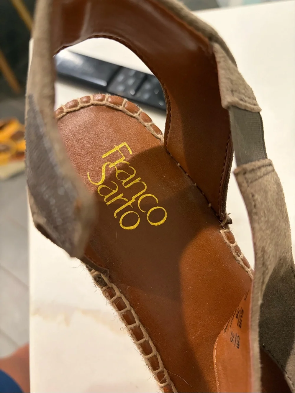 Franco Sarto Women’s Olive Suede Espadrille Wedge Sandals Size 8